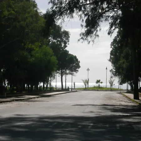 Viale Mediterraneo *